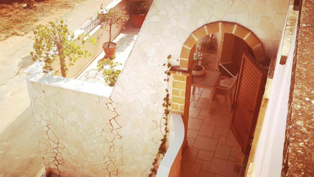 B&B La Lumaca Torchiarolo Bagian luar foto